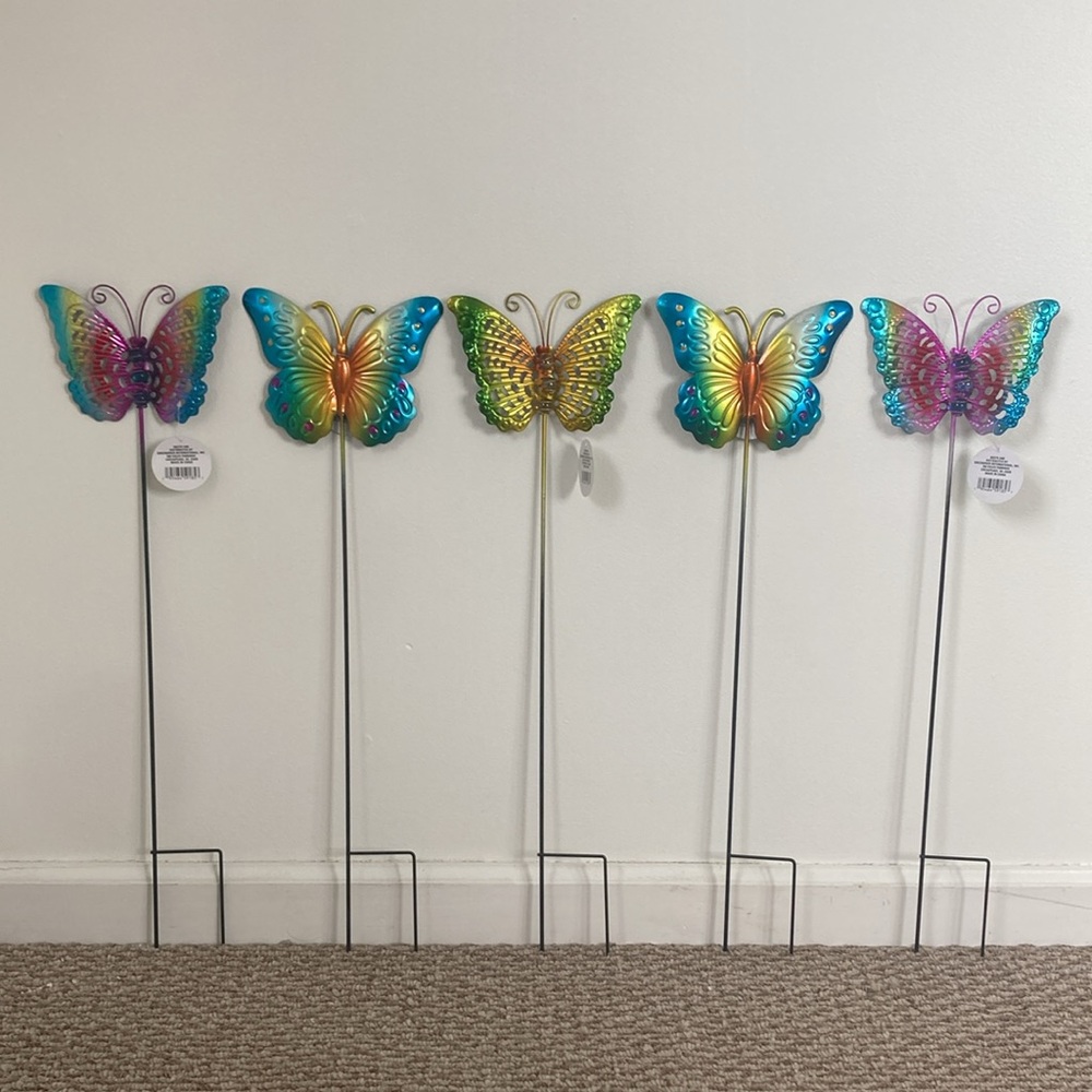 NWT- Set of 5- Colorful Painted Metal Butterfly 🦋 Yard Stakes w/ Marble Bodies - Picture 3 of 17